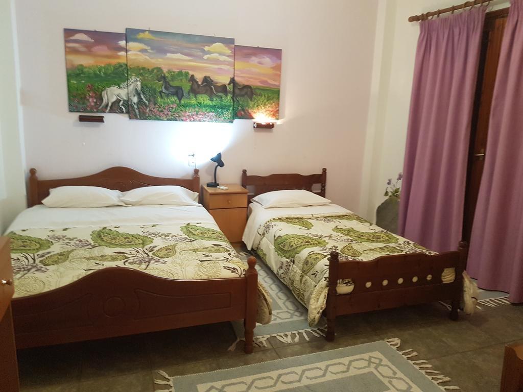 Sofia Rooms كالامباكا المظهر الخارجي الصورة